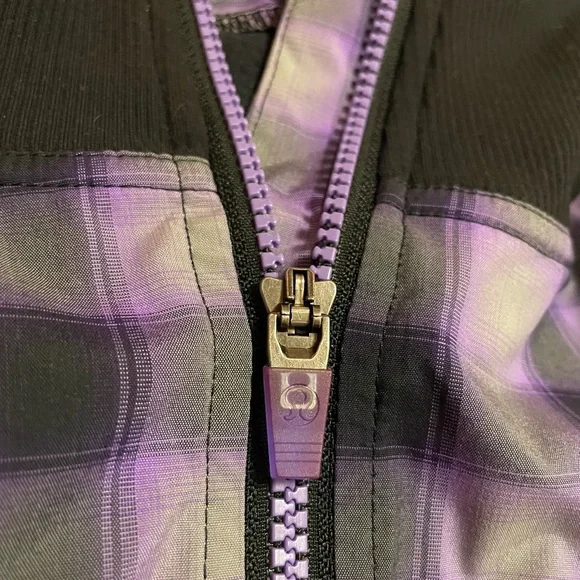 Y2K Lululemon Run Reflection Cropped Plaid Jacket. - Picture 7 of 8